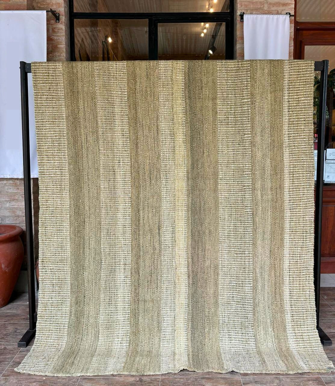 PINTO | YERBA Y NATURAL